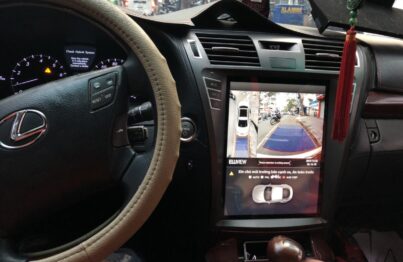 Camera 360 độ cho xe Lexus LS600H màn hình kiểu Tesla