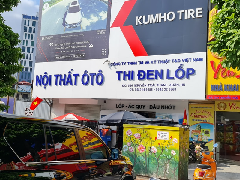 Cửa hàng thi đen lốp nằm ngay tại Thanh Xuân-Hà Nội