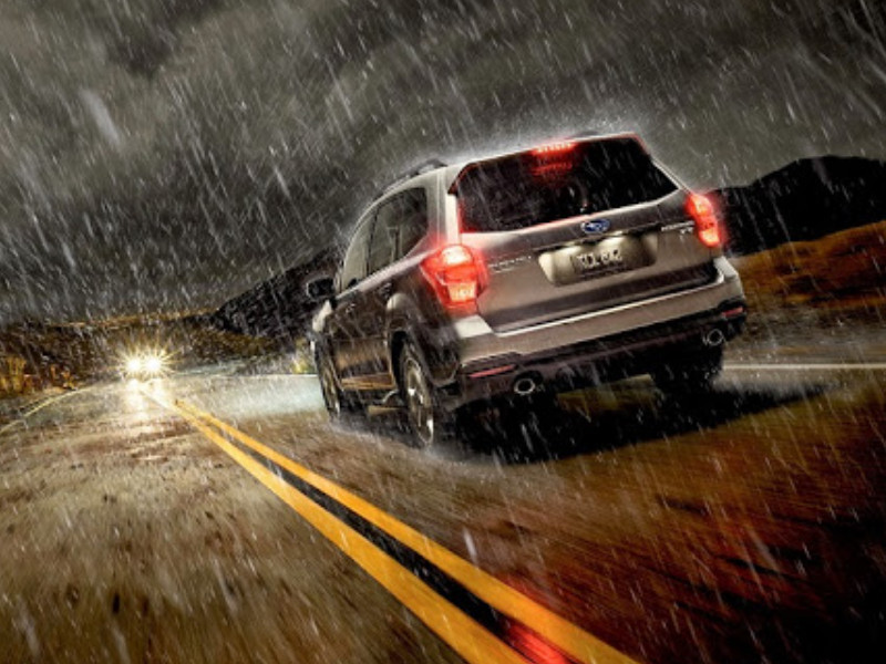 Đèn gầm ô tô giúp tăng tầm quan sát rõ hơn trong thời tiết xấu