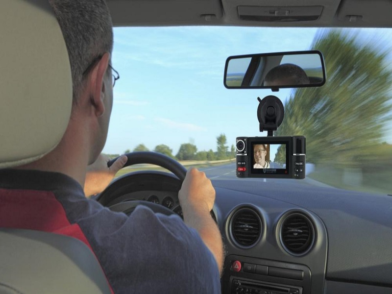 Camera hành trình có tác dụng quan trọng trong quá trình tham gia giao thông