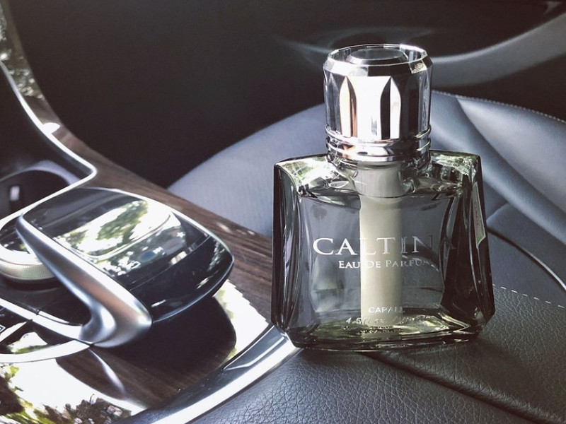 Nước hoa ô tô Nhật thương hiệu Catina cho mùi hương tinh tế