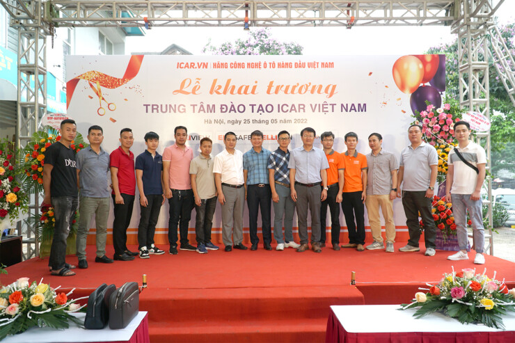 Các quý đại lý cùng đến chúc mừng ICAR Việt Nam