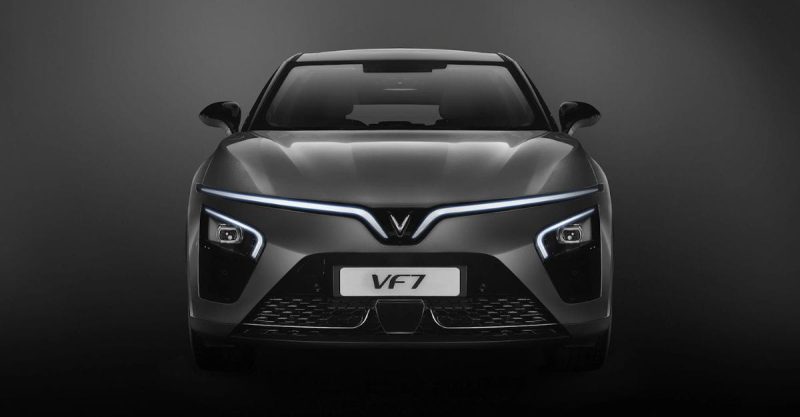 VinFast VF7 có thiết kế cá tính, vững chắc